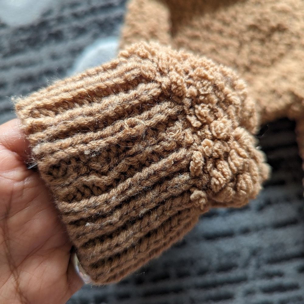 Zenana hoodie marshmallow sweater| ribbed cuffs and hem| popcorn knit size large - Picture 15 of 15